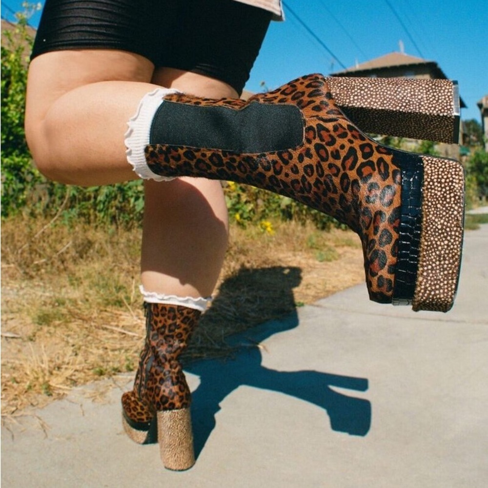 GORGEOUS Jeffrey Campbell Calf Hair Leopard Platform Boots